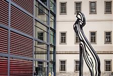 Explore the Reina Sofia Art Museum: Private 2.5-hour Guided Tour in Madrid, Madrid